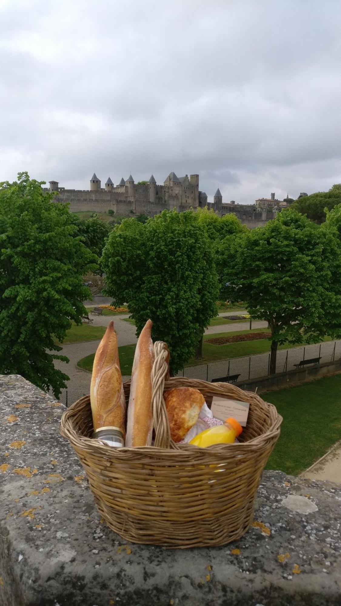 La Maison Rue Nadaud, Au Pied Des Remparts Carcassonne Buitenkant foto